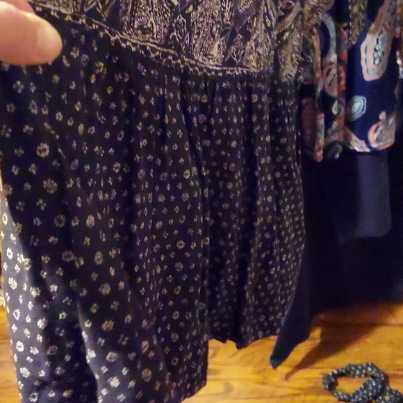 American threads high waisted skirt and gypsy top - Picture 3 of 4
